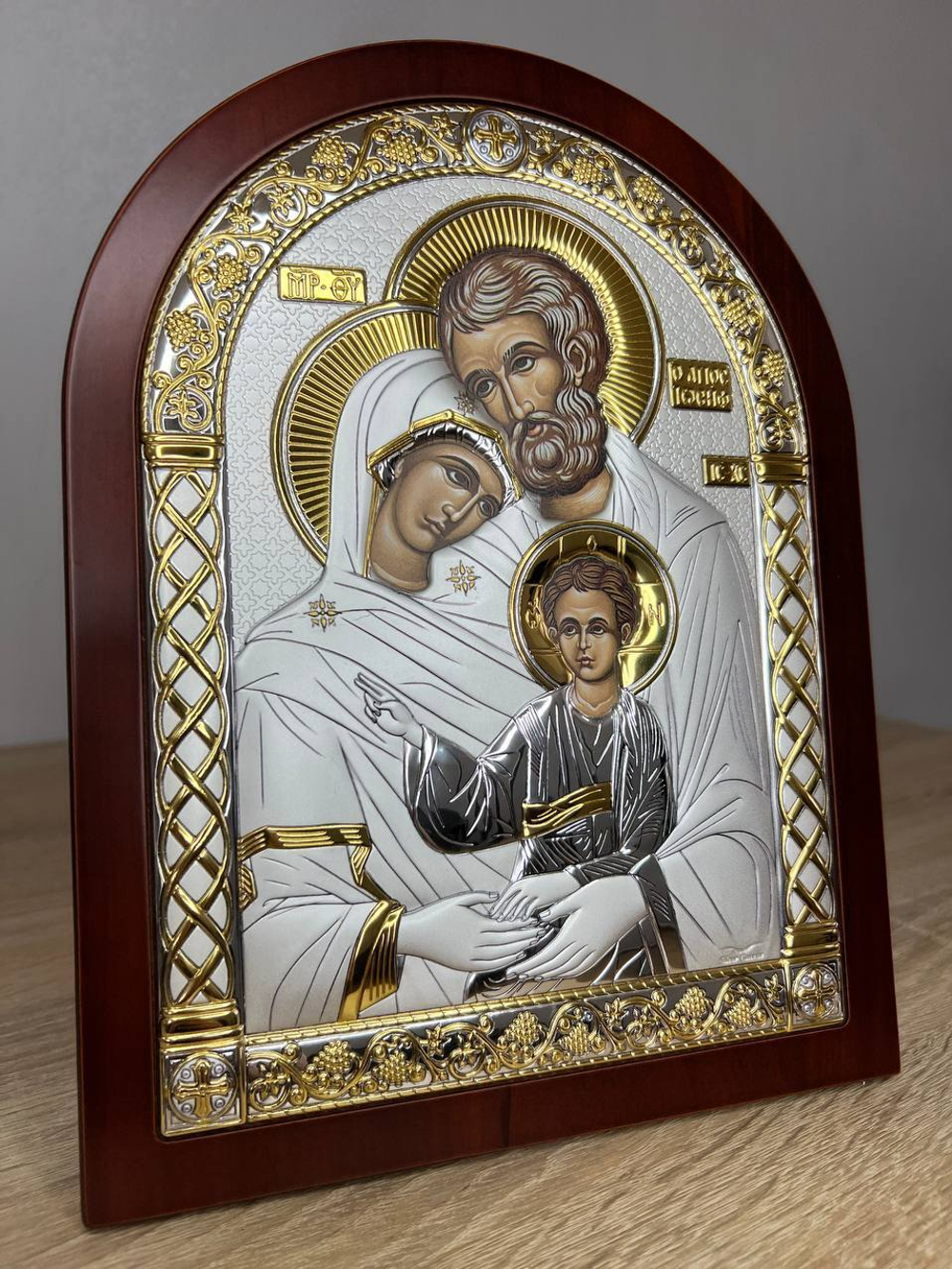 Св. Семейство, икона арочная, красное дерево 175х225 — вид сбоку