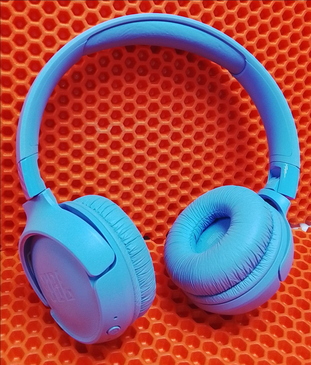 Беспроводные наушники JBL Tune 520BT