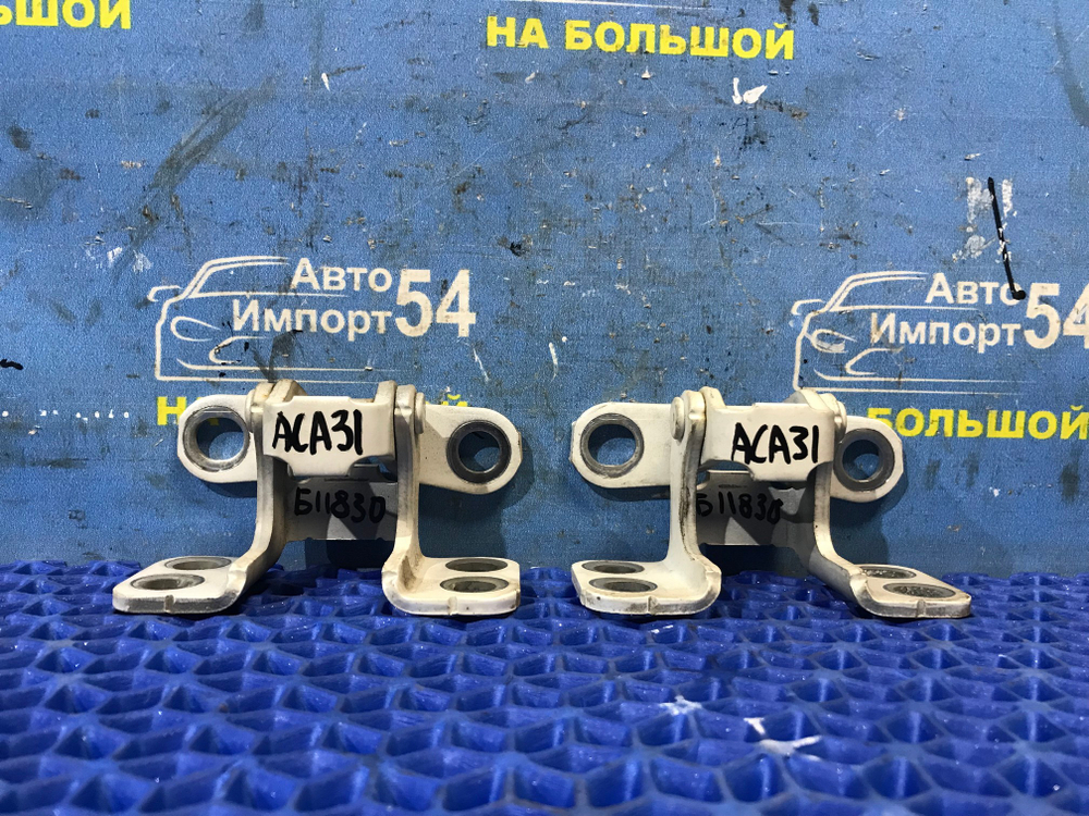 Петля багажника TOYOTA RAV4 2005-2016