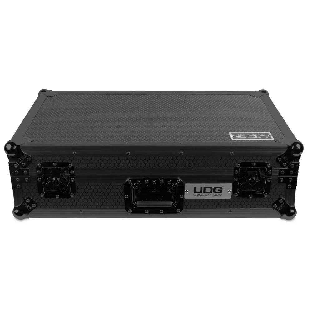 Кейс UDG Ultimate Flight Case Pioneer XDJ-RX3 Black Plus (Wheels)