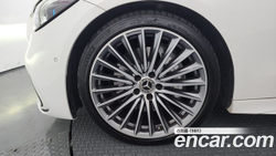 Mercedes-Benz C-Class C300 4MATIC AMG Line — 2023