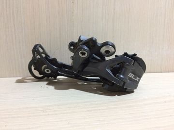 Задний переключатель Shimani SLX RD-M662