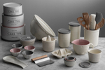 Емкость для чеснока с теркой innovative kitchen