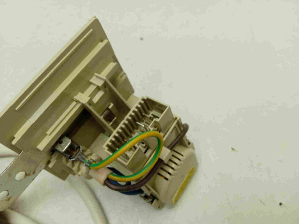 ZWG3101 кт205 Сетевой фильтр для стиральной машины Zanussi ZWG3101 б/у
