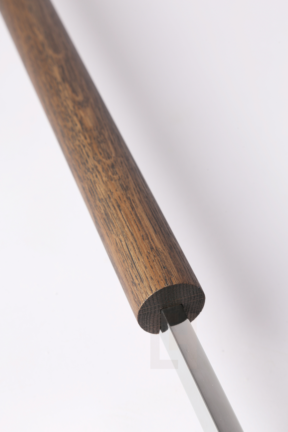 ROUND NEEDLE
