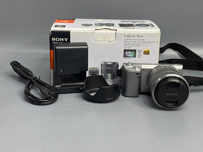Sony Alpha NEX-5N Kit 18-55mm 12.500 кадров