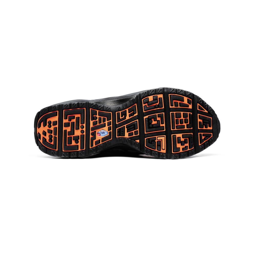 Кроссовки Nike Air Sunder Max GORE-TEX "Hyper Crimson"