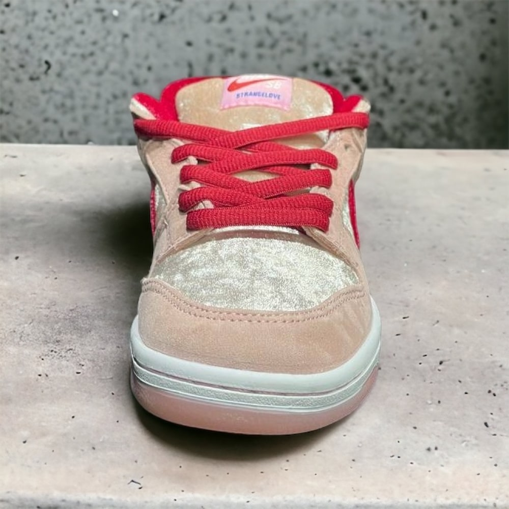 Nike SB Dunk Low • StrangeLove