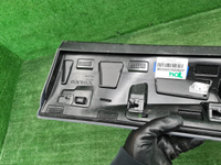 Накладка двери задняя правая Volvo XC60 2 (17-нв)