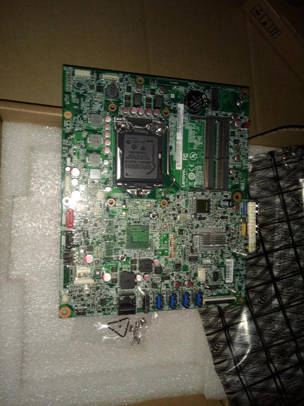 Материнская плата для моноблока Lenovo M900z Q170 w/o GPU DPK (03T7416), оригинал