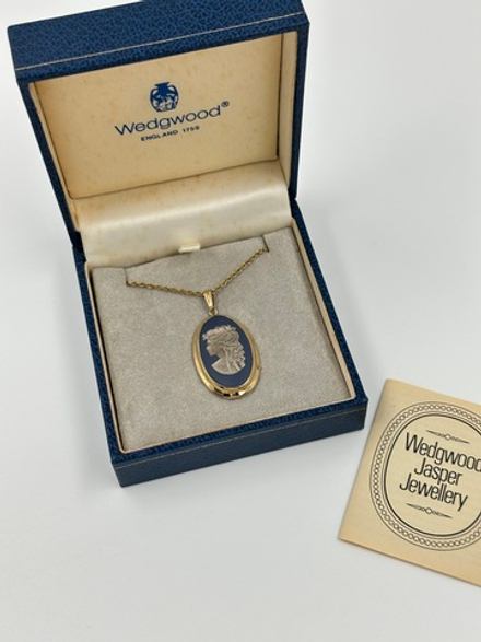 Кулон Wedgwood тёмно-синий