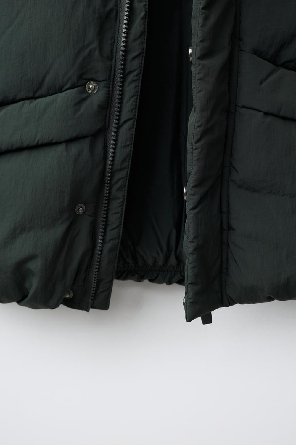 ZARA СТЕГАНАЯ КУРТКА WATER REPELLENT, ТЕМНО-ЗЕЛЕНЫЙ