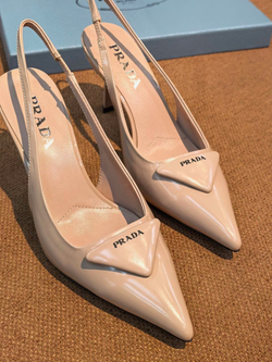Туфли Prada