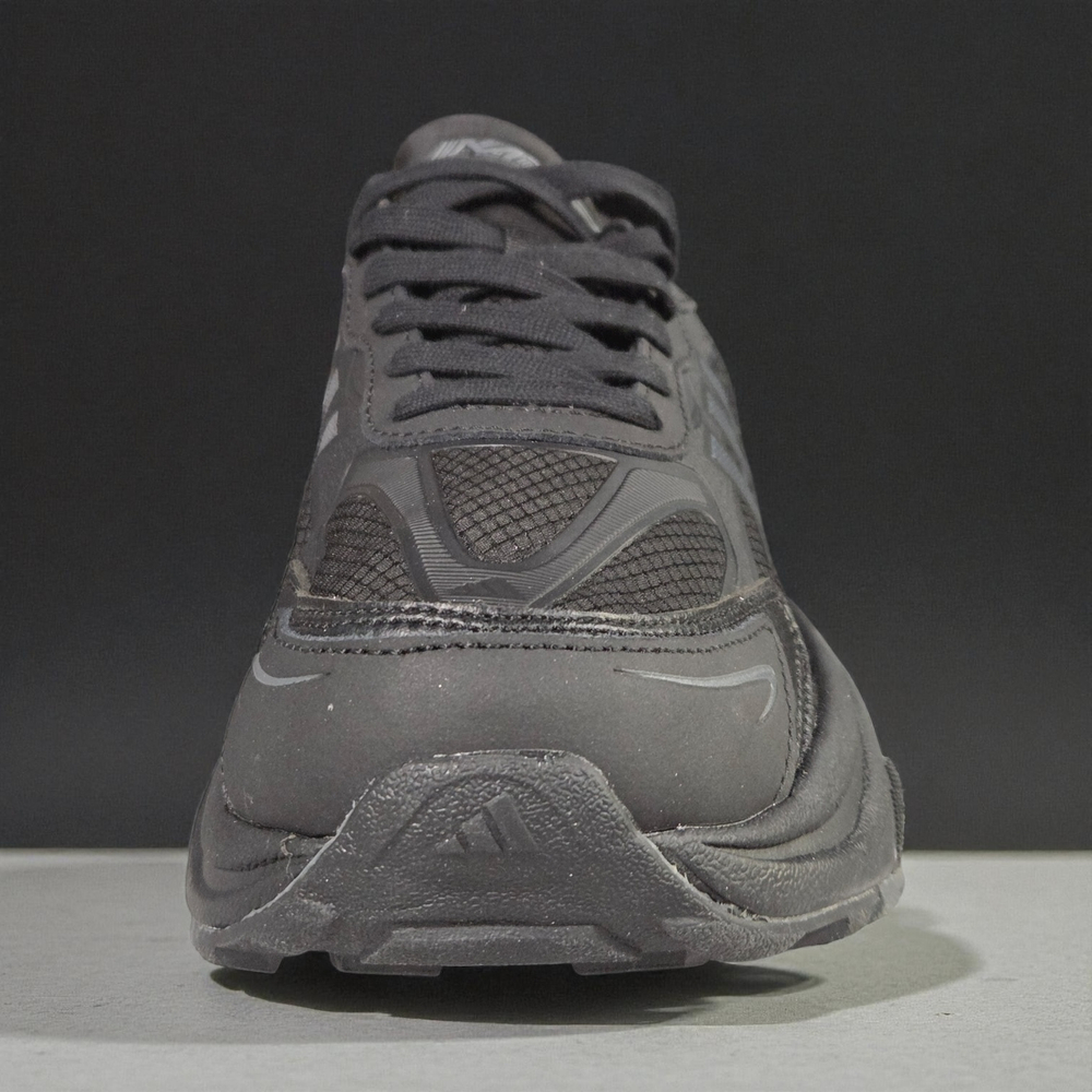 Adidas MTS PRO • Black Silver