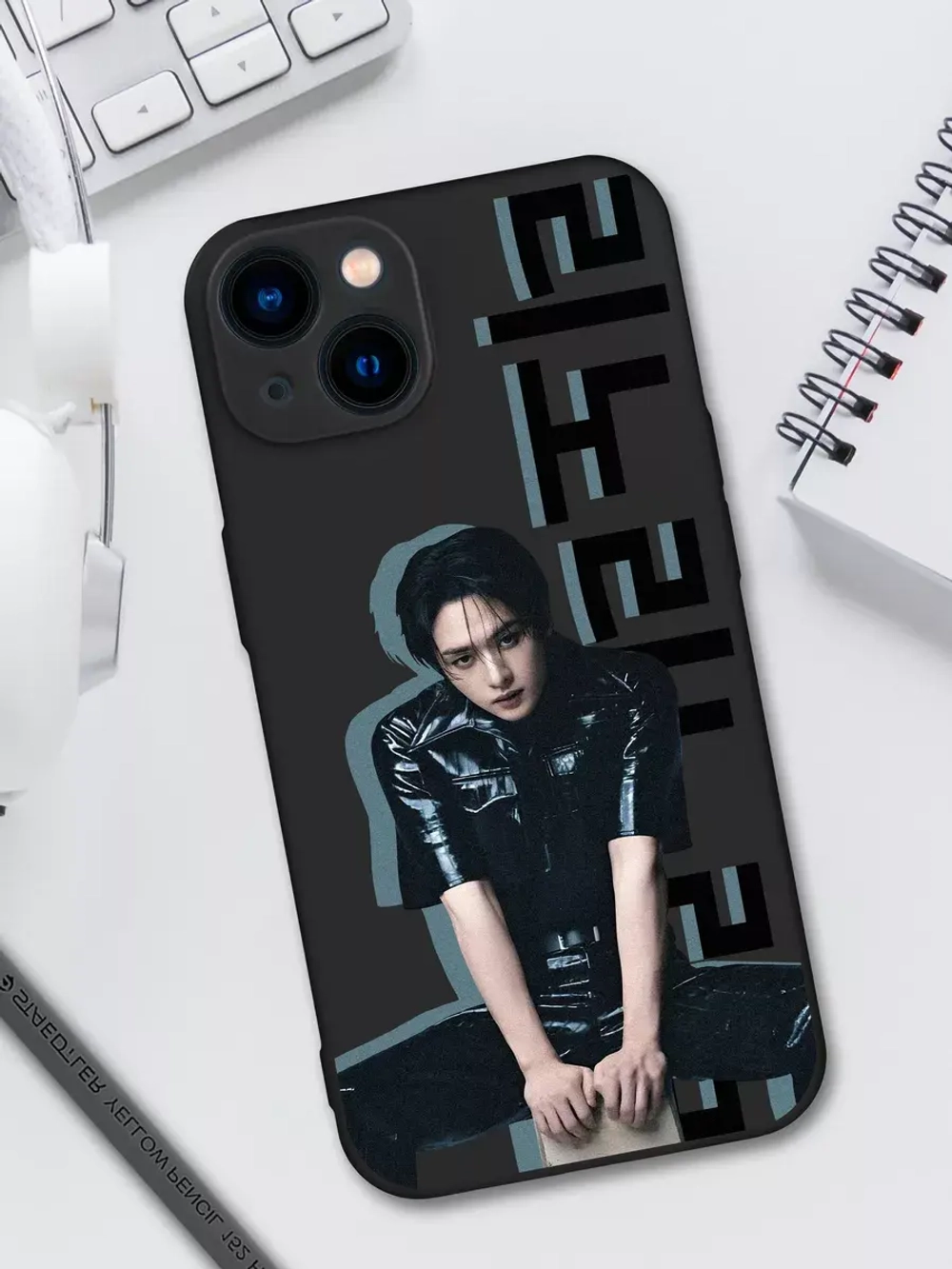 Чехол на iPhone 15 с принтом