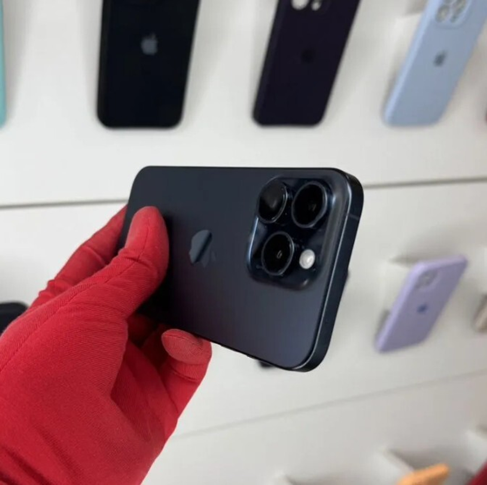 iPhone 15 Pro, 256 ГБ б/у