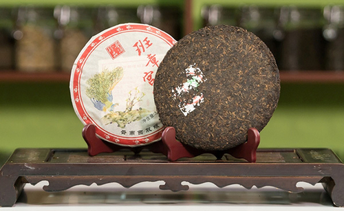 Пуэр Бан Жан Гон Тин (провинция Юньнань, Menghai Chunfeng Tea Factory 6 лет) РЧК 357г