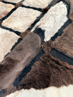 Ковер прямоугольный натуральный мех овчина, 210 х 170 см.