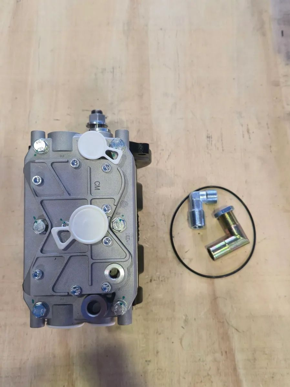 Автокомпрессор двухцилиндровый дв. CA6DM FAW J6 (Shaft-Gear)