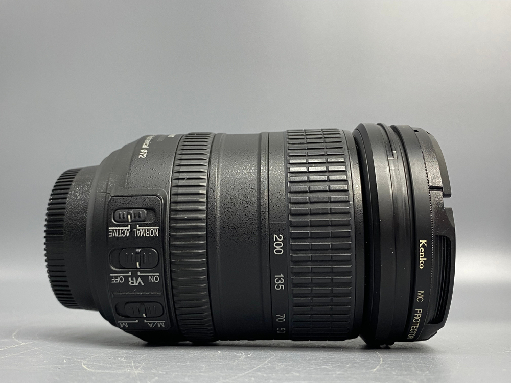 Nikon 18-200mm f/3.5-5.6G ED AF-S Nikkor VR DX