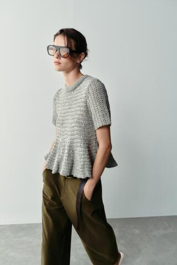 ZARA АЖУРНЫЙ ТРИКОТАЖНЫЙ ТОП С БАСКОЙ, ЦВЕТ МОРСКОЙ ВОЛНЫ