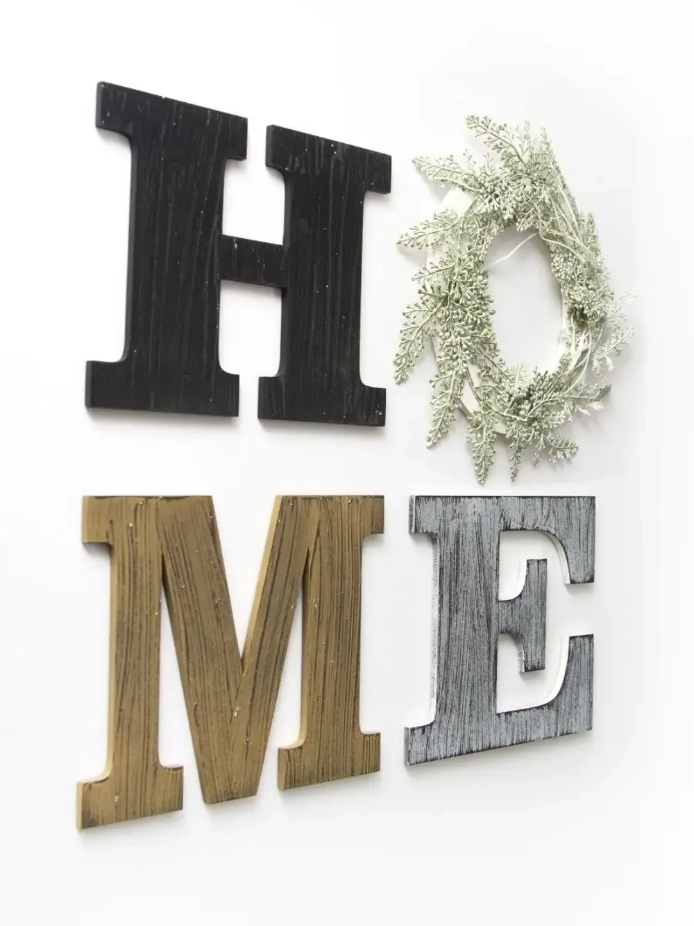Декор на стену буквы "HOME"