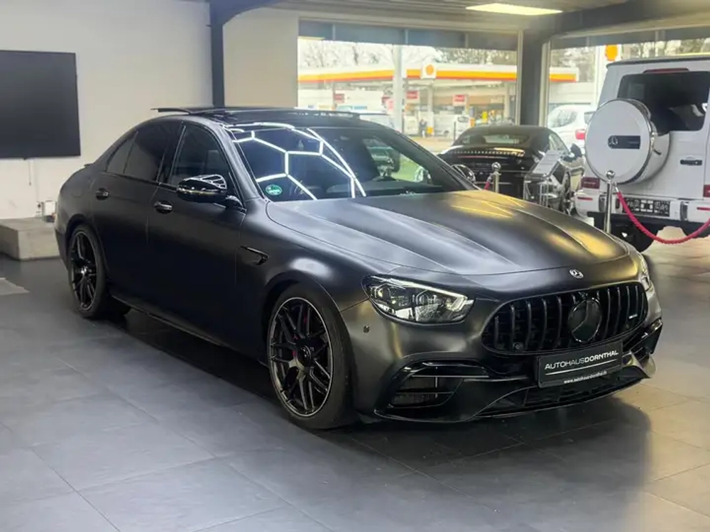 Mercedes-Benz E 63 AMG