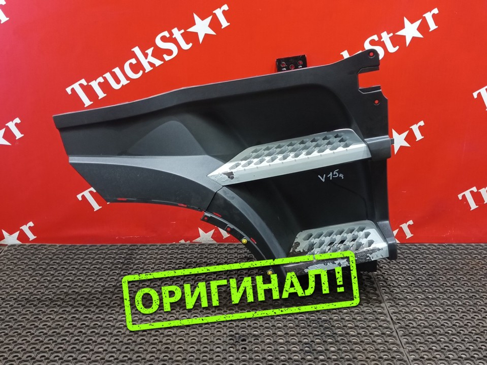 Корпус подножек правый