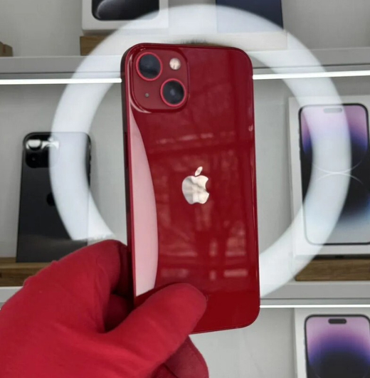 iPhone 13, 128 ГБ б/у