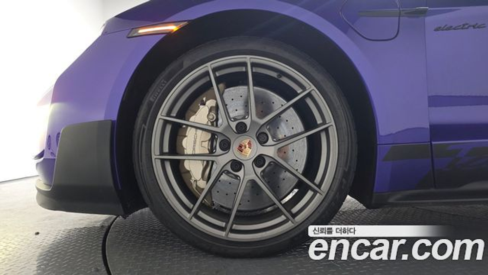 Porsche Taycan Turbo GT — 2025