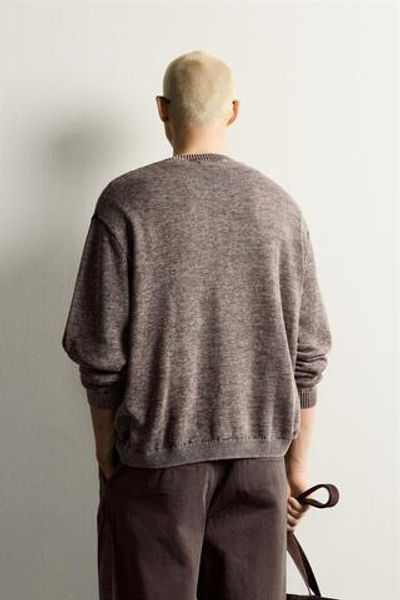 СВИТЕР С V-ОБРАЗНЫМ ВЫРЕЗОМ ИЗ КРУЧЕНОЙ ПРЯЖИ — ZARA
