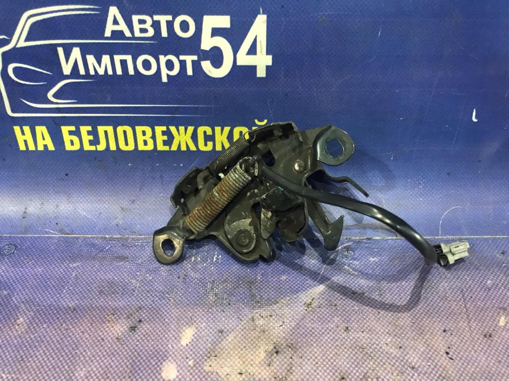 Замок капота NISSAN FUGA 2007-2009