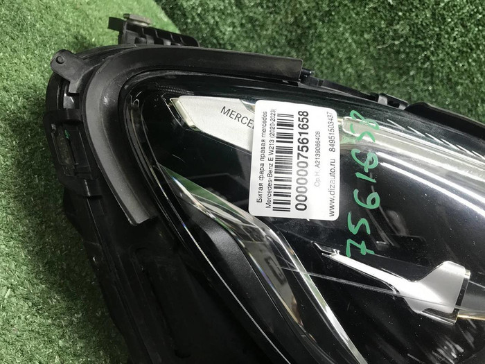 Фара правая Mercedes E W213 (2020-2023) LED