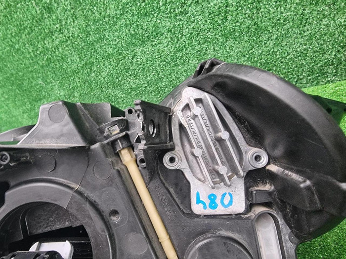 Фара правая BMW X1 F48 (2019-2022) LED