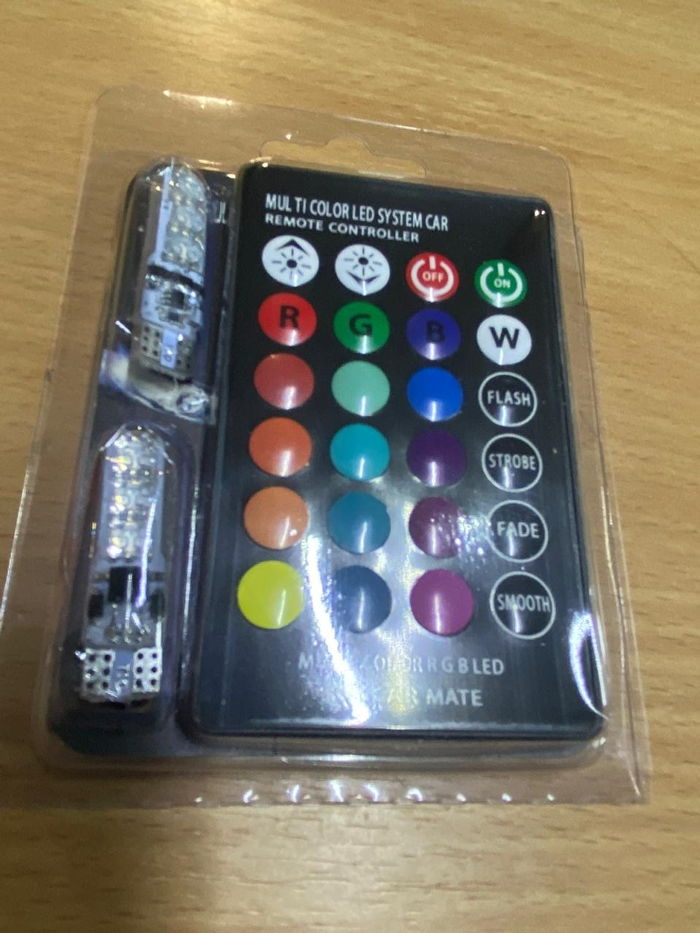 Светодиодная автомобильная лампа T10 W5W RGB. В передние и задние габариты, подсветка номера, подсветка салона. (2 шт. / комплект.) -
