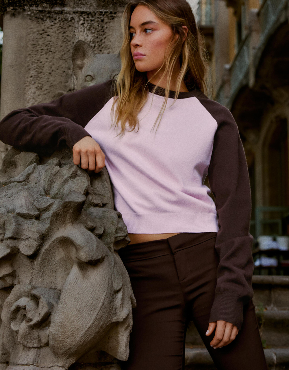 Женский свитер с круглым вырезом и рукавами реглан - BERSHKA