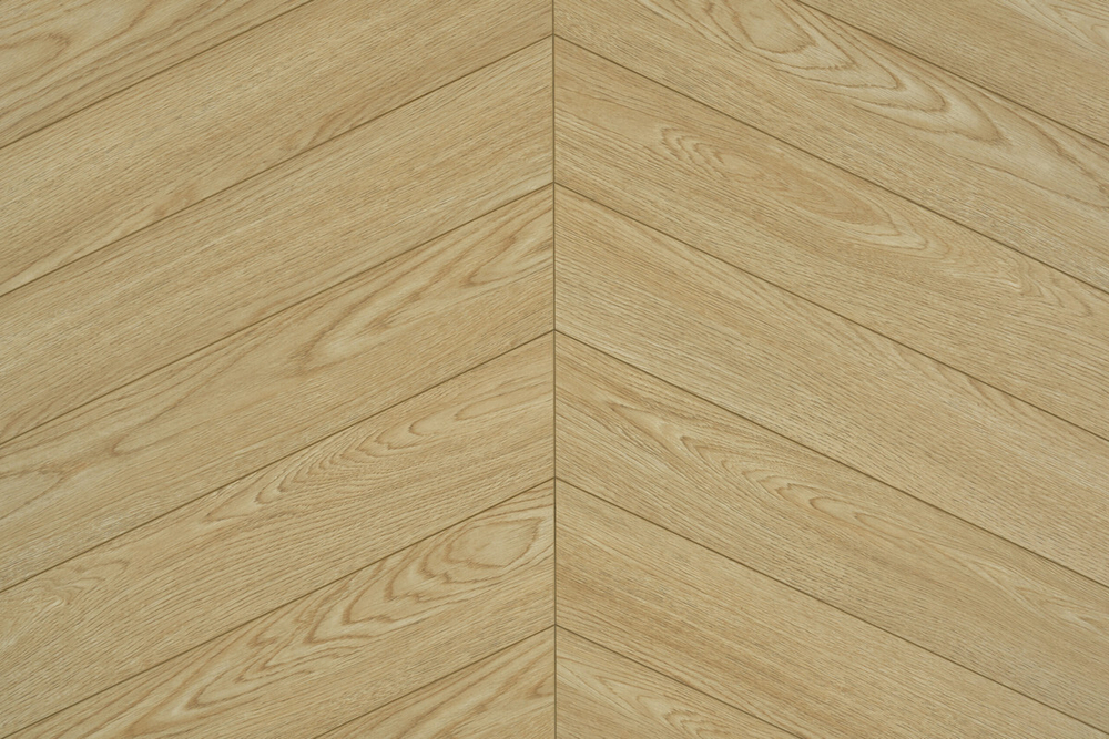 Ламинат CBM Chevron 12 мм 606А/С Дуб Славков 1.996 м2