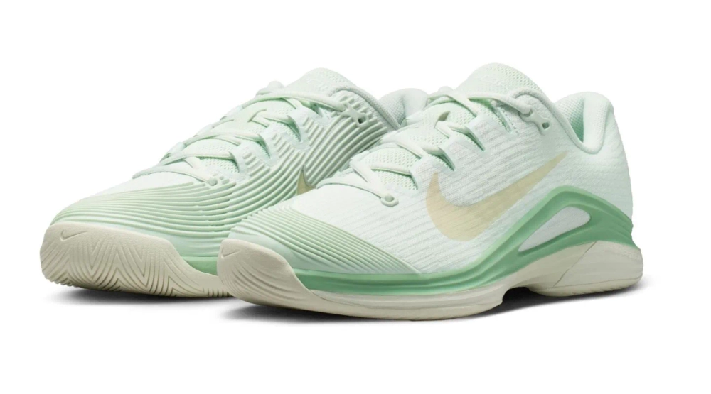 Женские теннисные кроссовки Nike Zoom Vapor 12 - barely green/coconut milk steam