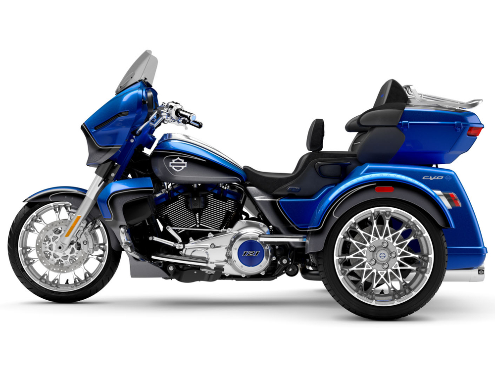 CVO Tri Glide "CVO Street Glide 3 Limited" 2026