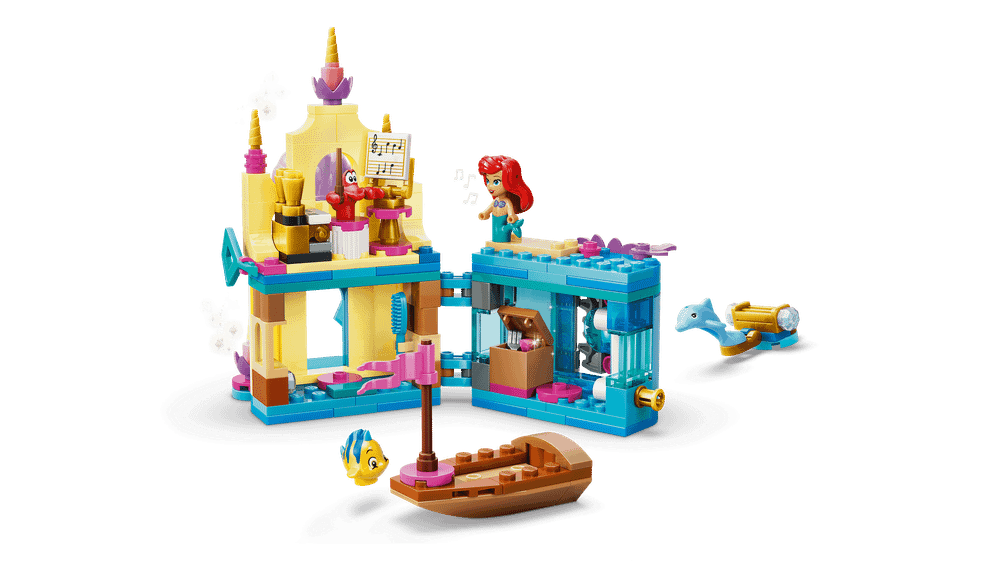 Конструктор LEGO Disney 43285 Ariel's Magical Mini Palace