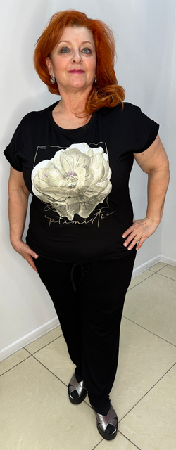 Черная футболка с красивой золотой розой