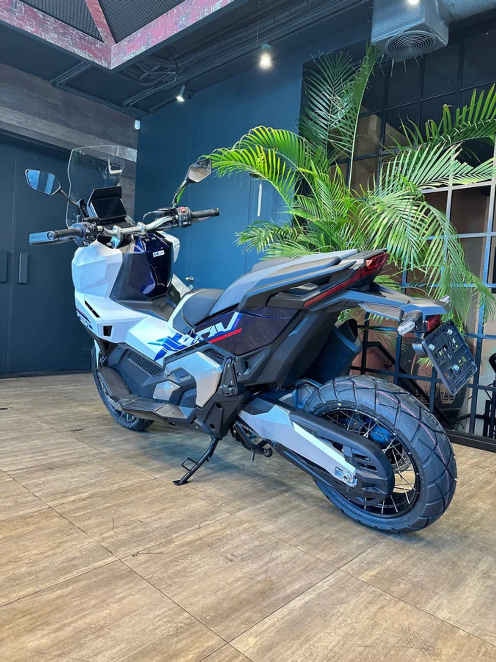 HONDA ADV750T special edition
