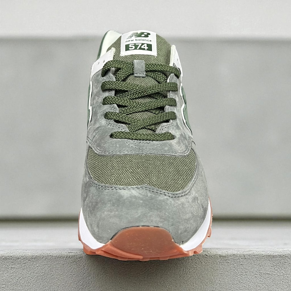 New Balance 574 • Green