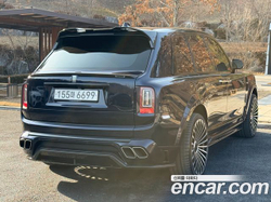 Rolls-Royce Cullinan 6.7 V12 — 2020