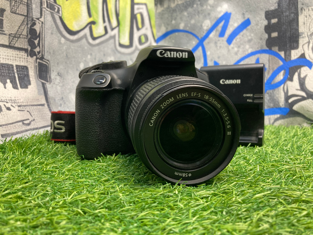 Canon 1300D kit 18-55mm III 14.100 кадров