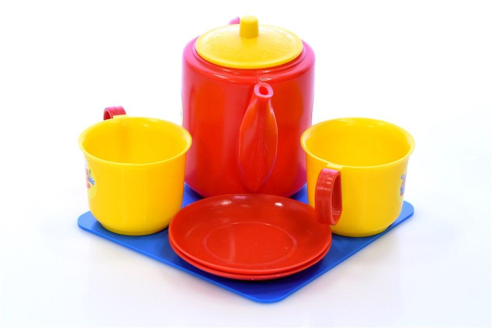 Игровой набор чашек с чайником (Пластмастер)