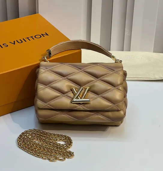 Сумка женская Louis Vuitton GO-14 MM бежевый
