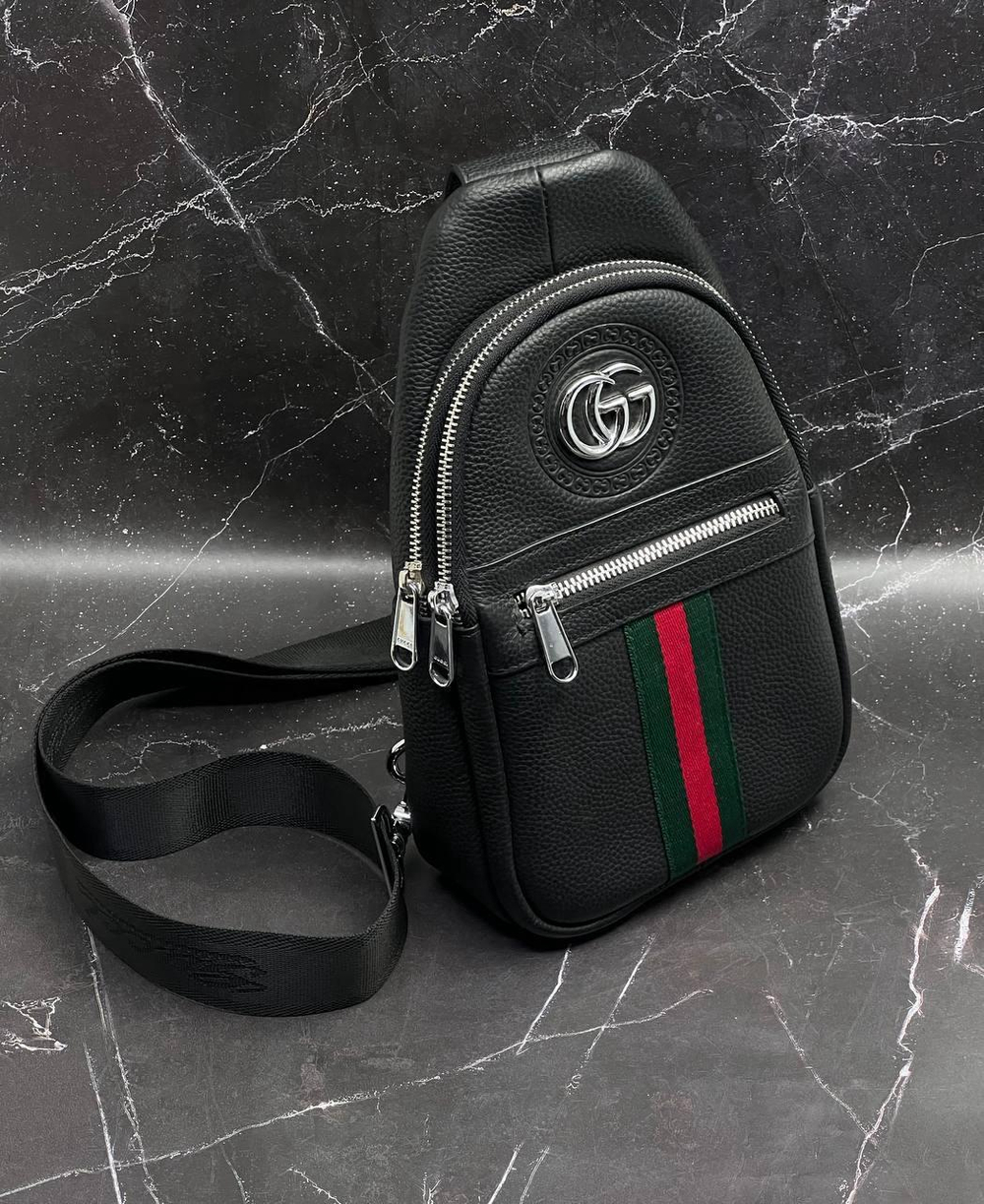 Сумка-слинг Gucci