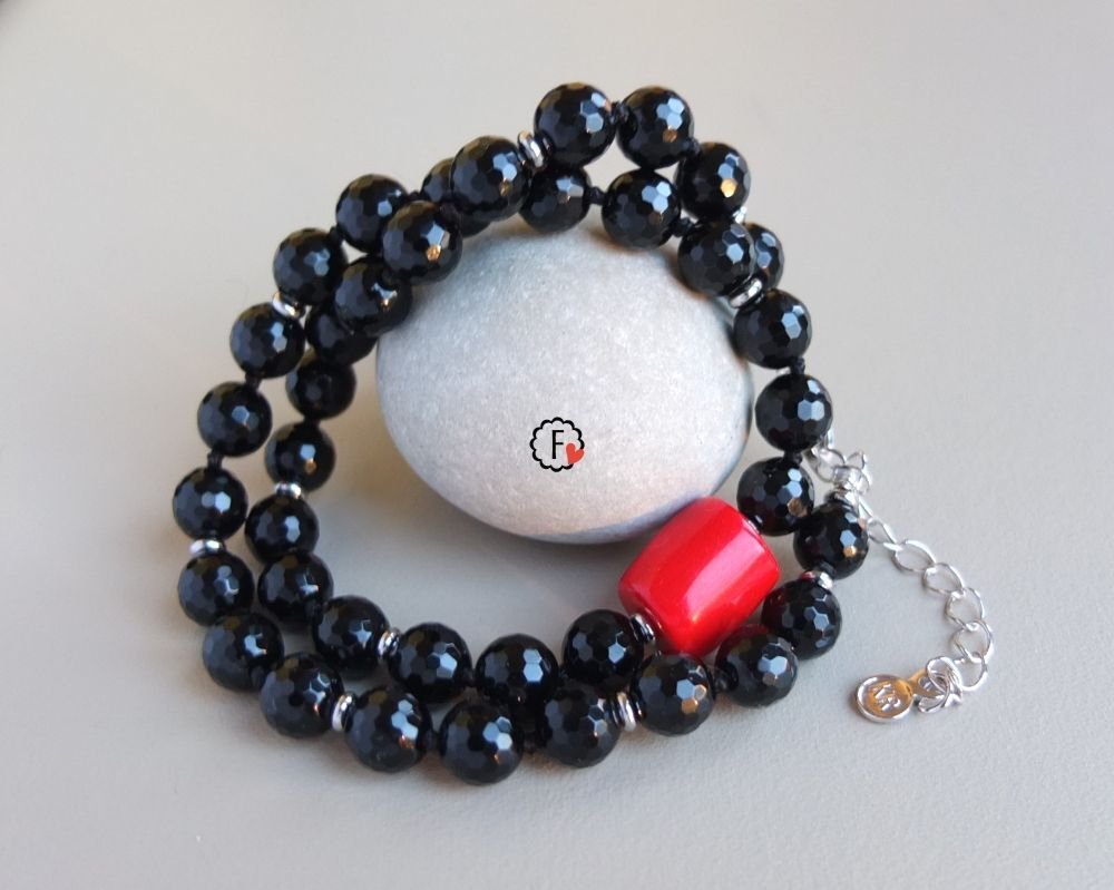 choker-s-chernym-agatom-i-korallom
