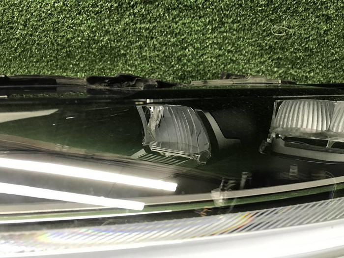Фара левая Volvo XC60 2 (2017-2021) LED